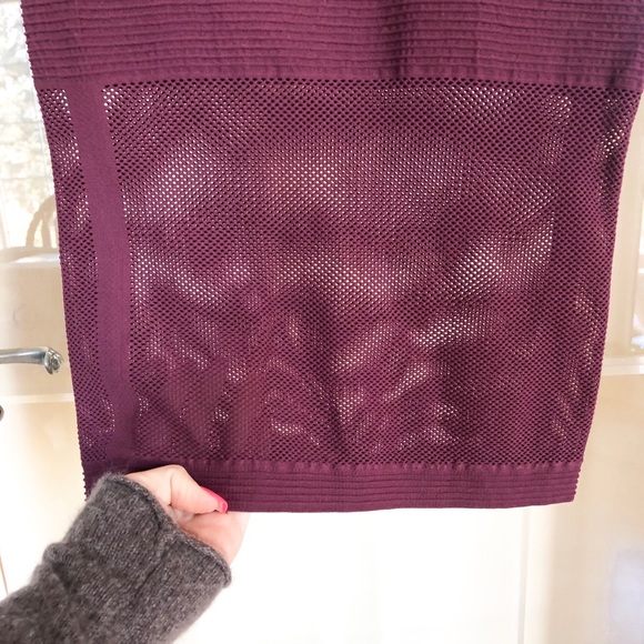 🍦 2/$30🍦 BCBG Burgundy High Waisted Pencil Skirt - Picture 4 of 5